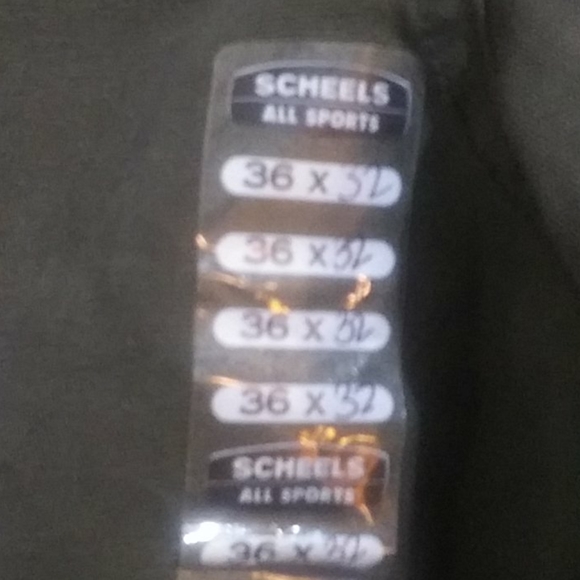 New Men's Woolrich pants 36×32 - Picture 4 of 8